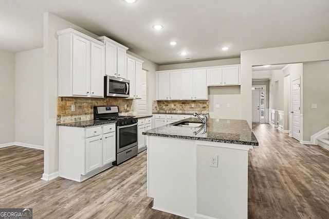 2464 Hanover Woods Road, Lithonia, GA 30058