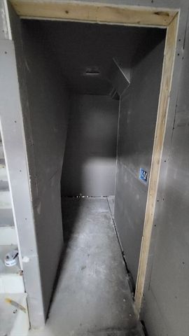 52 Willow Street 52, Lowell, MA 01852