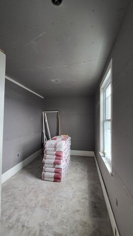 52 Willow Street 52, Lowell, MA 01852