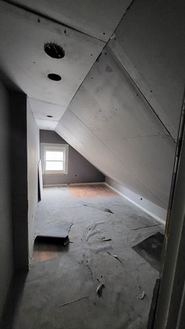 52 Willow Street 52, Lowell, MA 01852