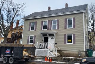 52 Willow Street 52, Lowell, MA 01852