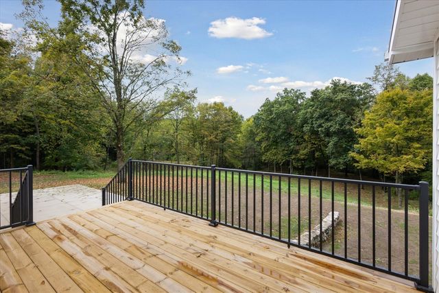 4245 Johnson Road, Middleville, MI 49333