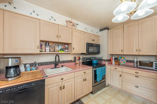 21 HALL AVENUE, Denville Twp., NJ 07834