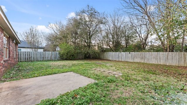 310 Bigi Avenue, Springdale, AR 72764