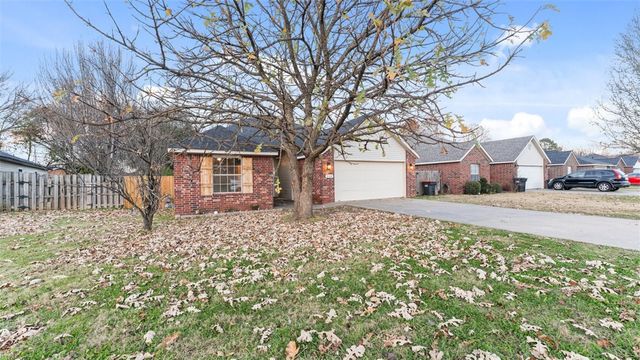 310 Bigi Avenue, Springdale, AR 72764