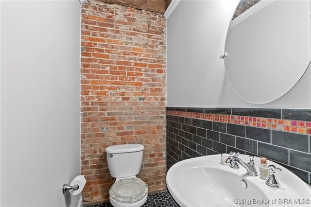 318 walnut Street, Madison, IN 47250