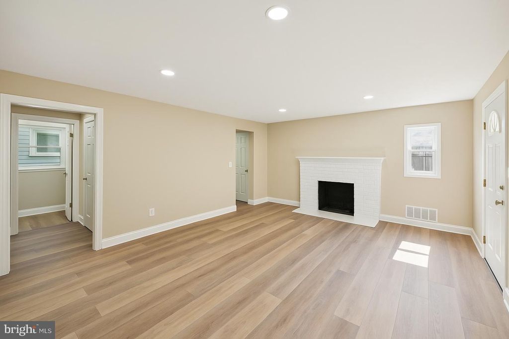 5200 59TH AVE, Hyattsville, MD 20781