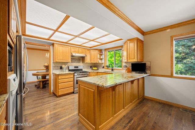 5231 E River PL, Post Falls, ID 83854