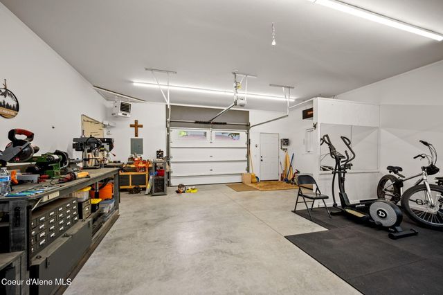 5231 E River PL, Post Falls, ID 83854