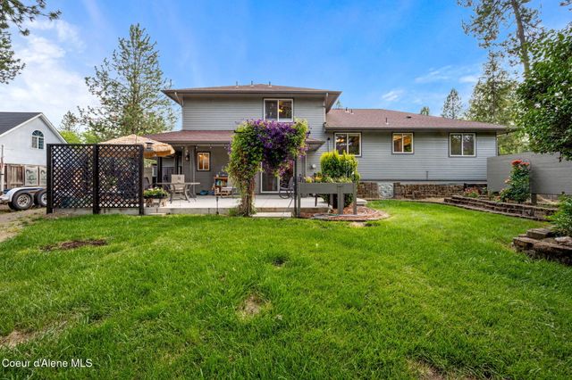 5231 E River PL, Post Falls, ID 83854