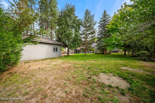 5231 E River PL, Post Falls, ID 83854