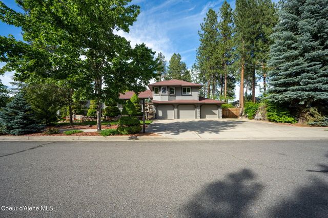 5231 E River PL, Post Falls, ID 83854