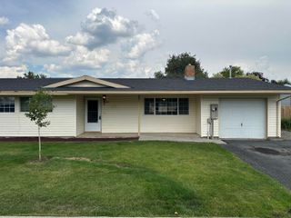 10683 McGuire Avenue, Klamath Falls, OR 97603