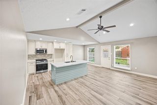 5923 Dee Drive, Pasadena, TX 77505