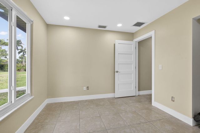 12944 N 68th St Street N, The Acreage, FL 33412