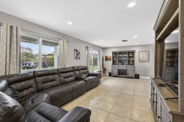 12944 N 68th St Street N, The Acreage, FL 33412