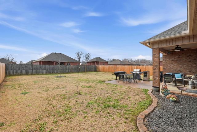 26 Oak Tree Circle, Conway, AR 72032