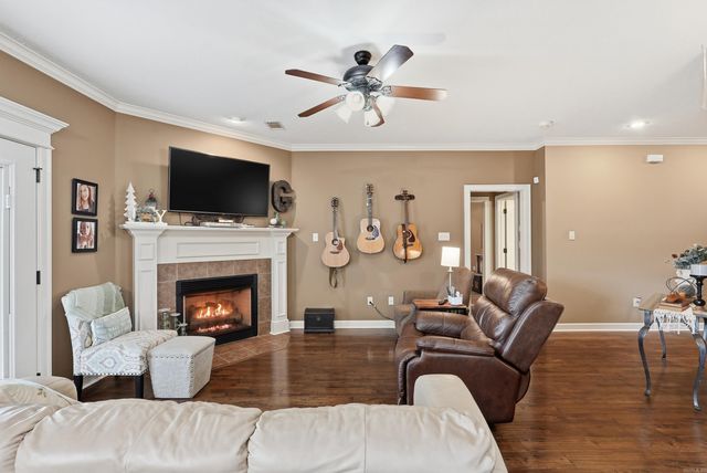 26 Oak Tree Circle, Conway, AR 72032