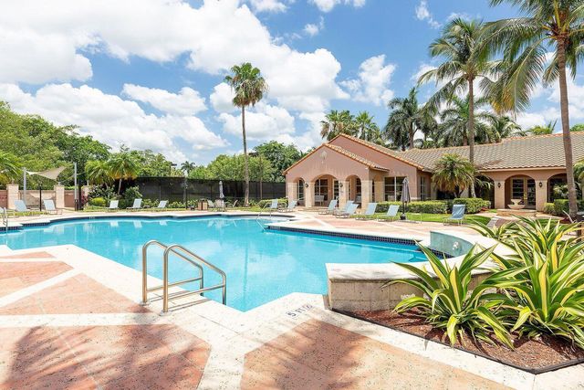 11770 Saint Andrews Place 306, Wellington, FL 33414