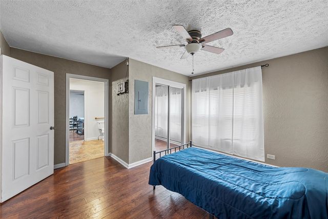805 S Harrison Street, West, TX 76691