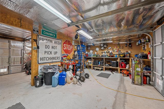 805 S Harrison Street, West, TX 76691