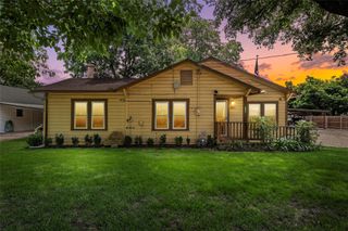 805 S Harrison Street, West, TX 76691