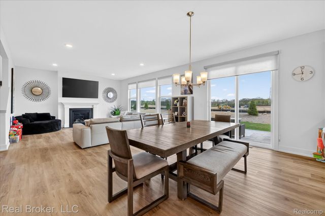 2344 Provencal Drive, Commerce Charter Township, MI 48382