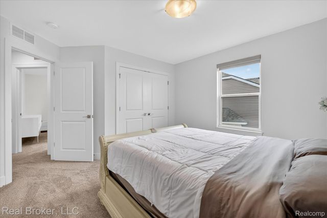 2344 Provencal Drive, Commerce Charter Township, MI 48382