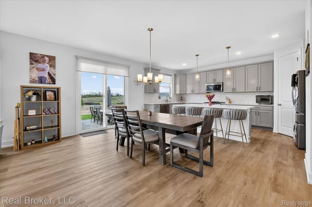 2344 Provencal Drive, Commerce Charter Township, MI 48382