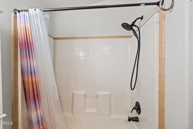 24 Via Rosal 24, Camarillo, CA 93012