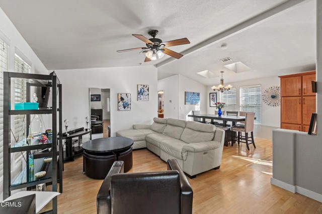 24 Via Rosal 24, Camarillo, CA 93012