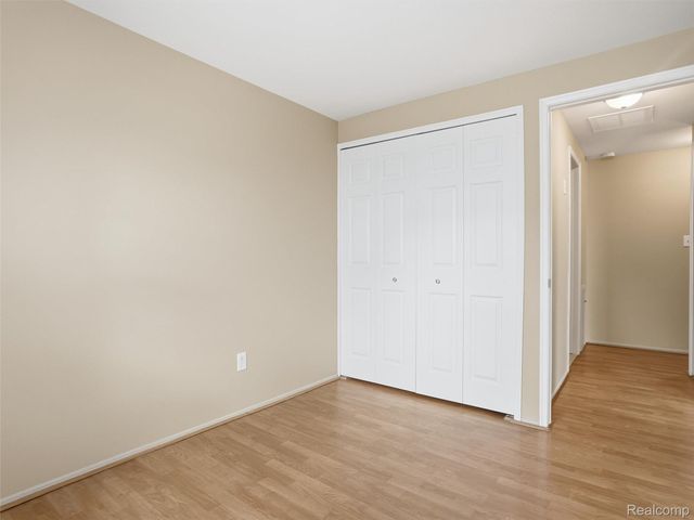 35213 Taffy Drive, Sterling Heights, MI 48312