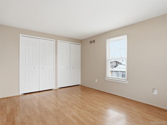 35213 Taffy Drive, Sterling Heights, MI 48312