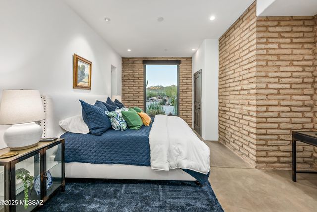 14731 N Strong Stone Drive, Tucson, AZ 85755