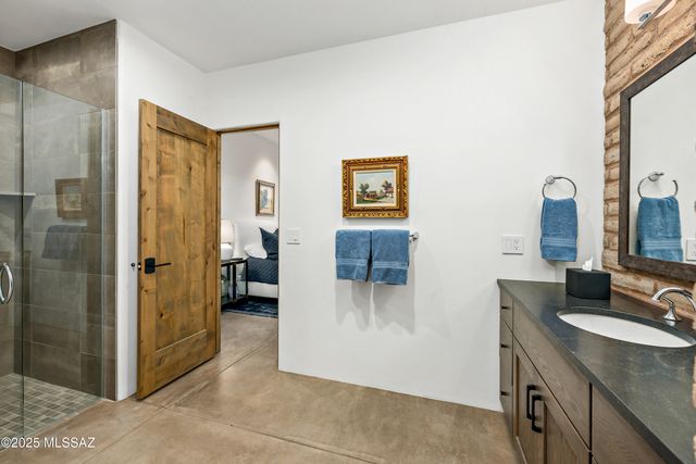 14731 N Strong Stone Drive, Tucson, AZ 85755