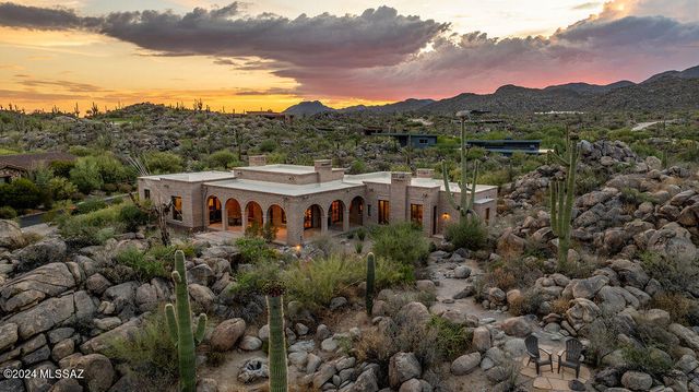 14731 N Strong Stone Drive, Tucson, AZ 85755