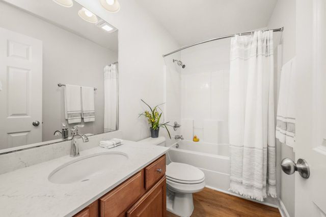 1008 Chatsworth Dr, Old Hickory, TN 37138