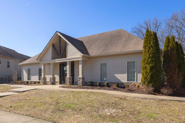 1008 Chatsworth Dr, Old Hickory, TN 37138