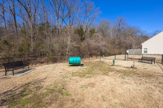 1008 Chatsworth Dr, Old Hickory, TN 37138