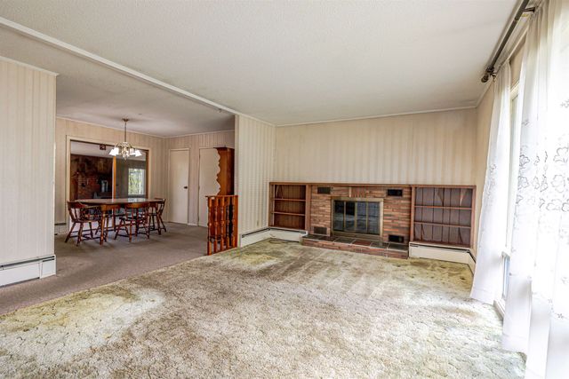 12 Birch Hill Road, Hooksett, NH 03106