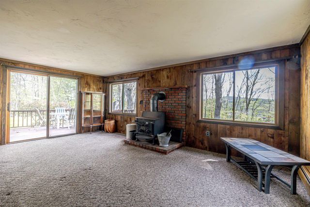 12 Birch Hill Road, Hooksett, NH 03106