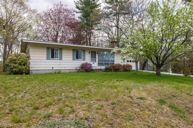 12 Birch Hill Road, Hooksett, NH 03106