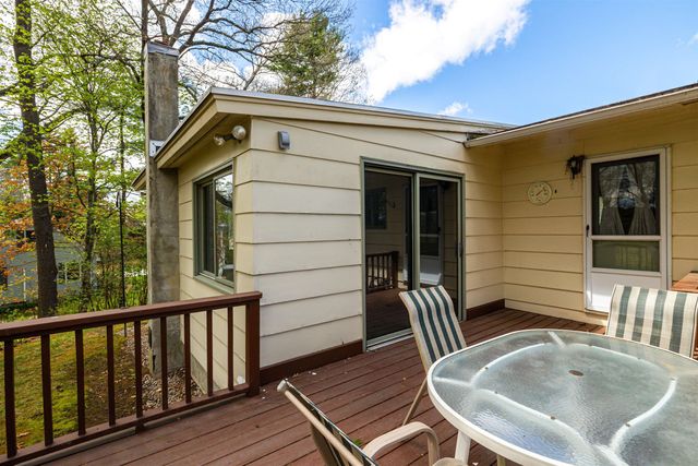 12 Birch Hill Road, Hooksett, NH 03106