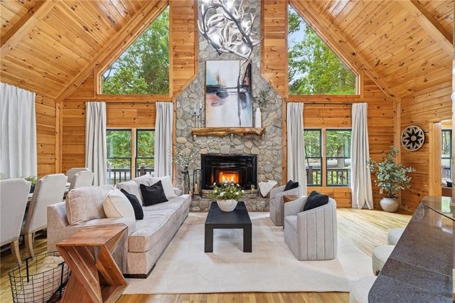 66 Star Creek Court, Morganton, GA 30560