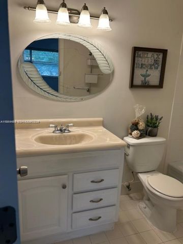 5103 NW 35th Street 503, Lauderdale Lakes, FL 33319