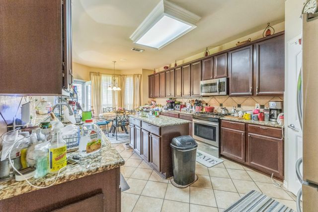 705 Newcastle Drive, Desoto, TX 75115