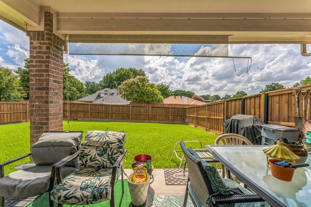 705 Newcastle Drive, Desoto, TX 75115