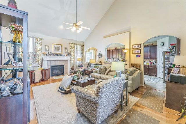 705 Newcastle Drive, Desoto, TX 75115