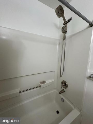 101 COVENTRY WAY, Mount Laurel, NJ 08054