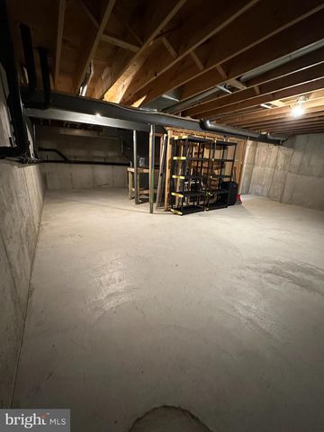 101 COVENTRY WAY, Mount Laurel, NJ 08054